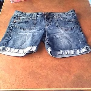 Women's Wallflower shorts